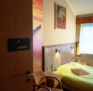 Отель Hotel Oberża pod Turbotem Реда Небольшой двухместный номер с 1 кроватью-2